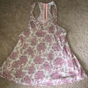 american eagle decorated flowy tank